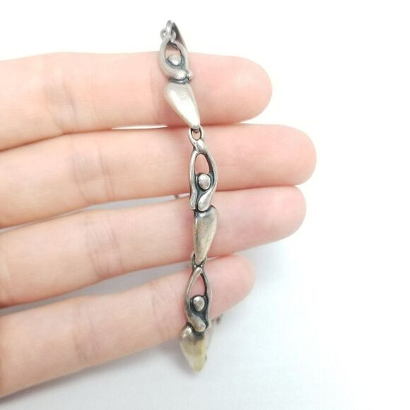 Vintage Sterling Silver Women Form Bracelet, Artist Signed, 7 Inches Long Estate - Picture 2 of 9